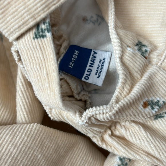 Old Navy Jumper light lemon color with rust size 12-18 months - Picture 7 of 8